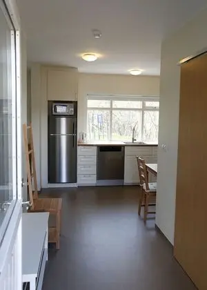 Tek Büyük veya İki Ayrı Yataklı Oda, Ortak Banyo