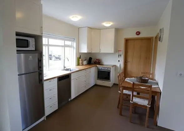 Tek Büyük veya İki Ayrı Yataklı Oda, Ortak Banyo