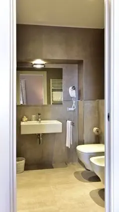 Classic Tek Büyük veya İki Ayrı Yataklı Oda