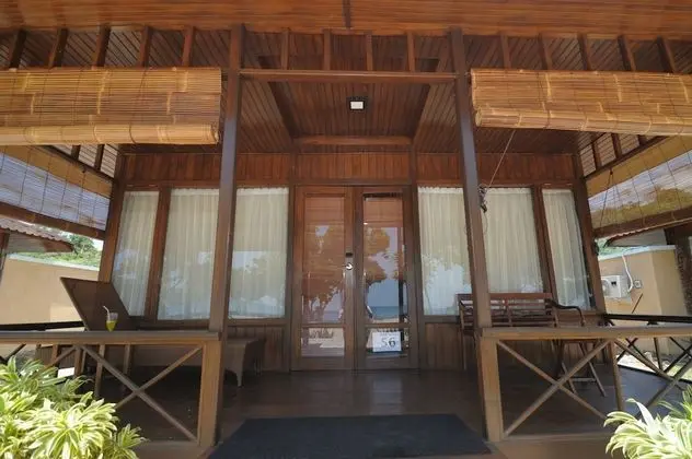 Deluxe Oda, 1 Yatak Odası, Balkon, Plaj Manzaralı (One Bedroom Villa)