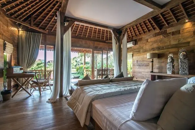 Superior Villa