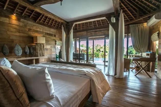 Superior Villa