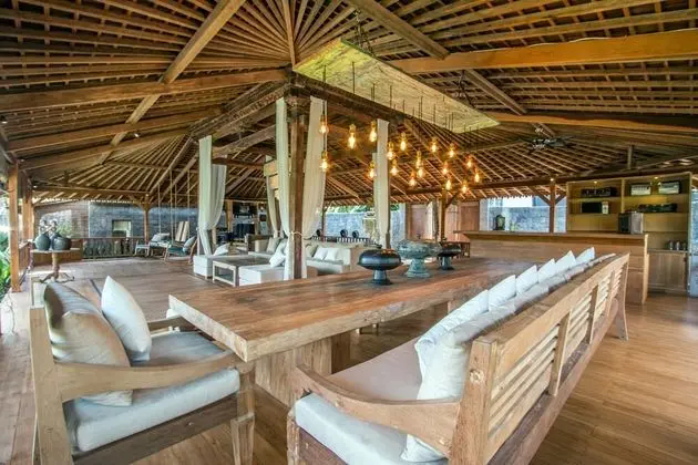 Superior Villa