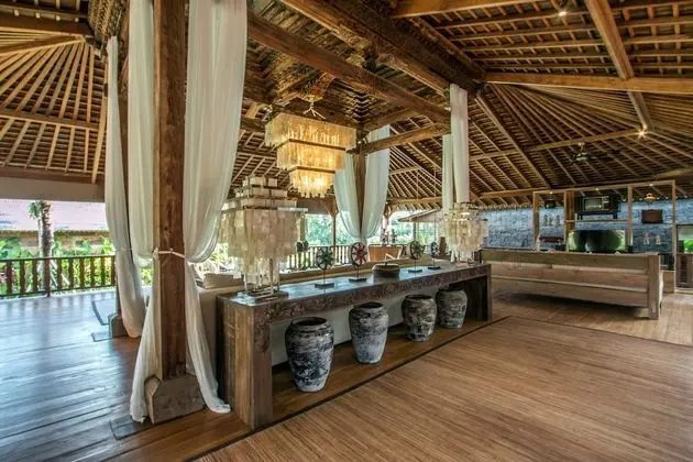 Superior Villa