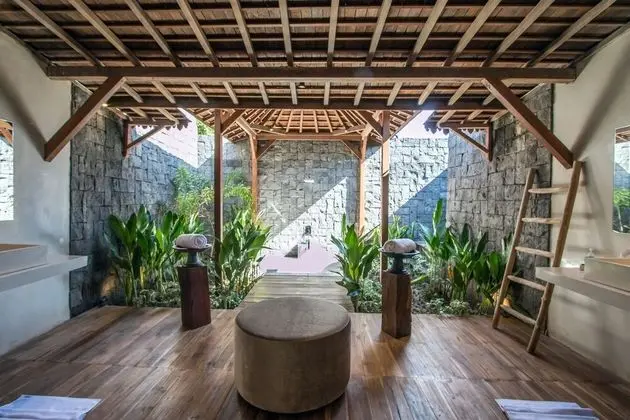 Superior Villa