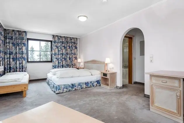 Üç Kişilik Oda, Balkon