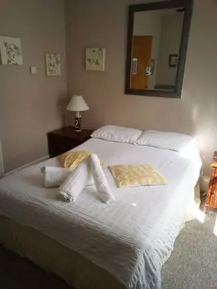 Panoramic Tek Büyük Yataklı Oda