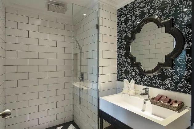 Deluxe Room with Pool Access