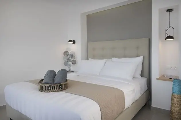 Honeymoon Studio Suite, Hot Tub, Sea View