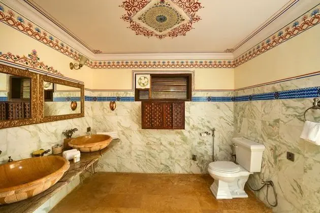 Design Kır Evi, 1 En Büyük (King) Boy Yatak, Sigara İçilmez