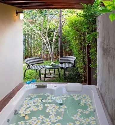 Private Jacuzzi Villa Double Bed