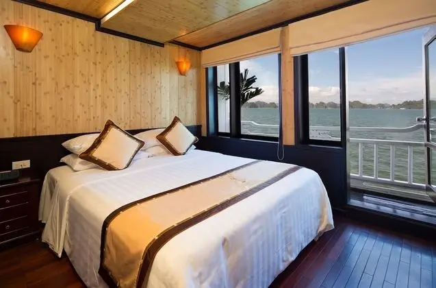 Deluxe Tek Büyük veya İki Ayrı Yataklı Oda (Private Balcony)