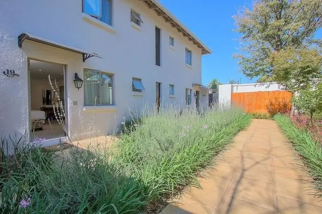 Deluxe Suite Garden view