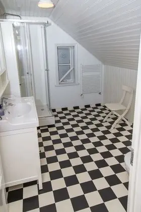 Family Üç Kişilik Oda, Ortak Banyo