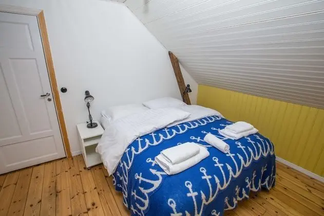 Tek Büyük Yataklı Oda, Ortak Banyo