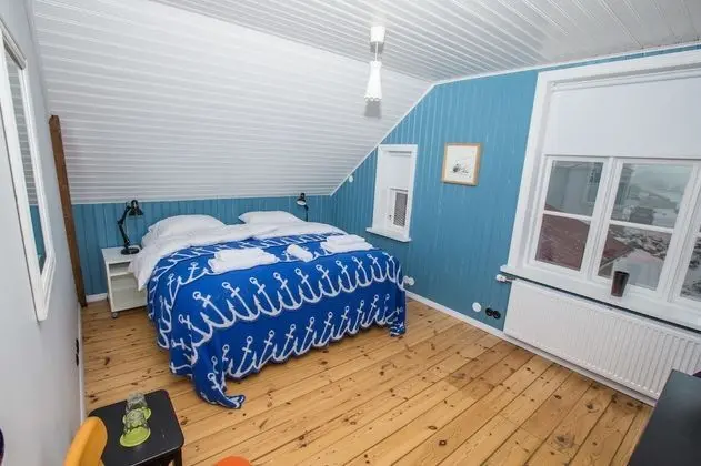 Tek Büyük Yataklı Oda, Ortak Banyo