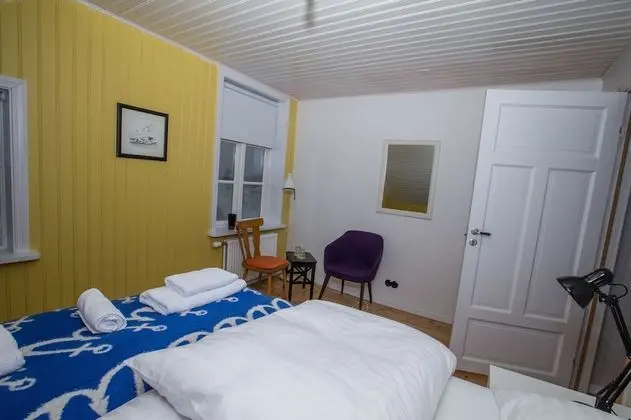 Tek Büyük Yataklı Oda, Ortak Banyo