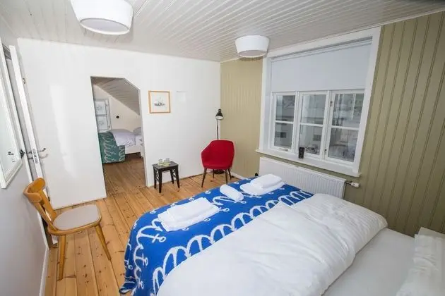 Tek Büyük Yataklı Oda, Ortak Banyo