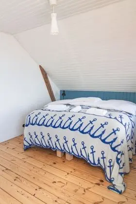 Tek Büyük Yataklı Oda, Ortak Banyo