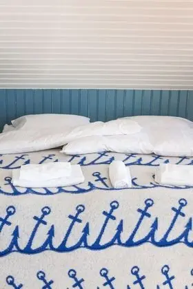 Tek Büyük Yataklı Oda, Ortak Banyo