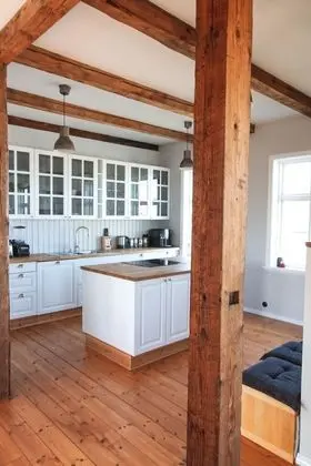 Tek Büyük Yataklı Oda, Ortak Banyo