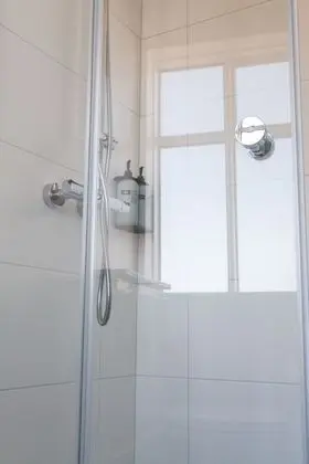 Tek Büyük Yataklı Oda, Özel Banyo