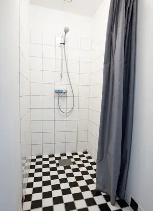 Family Oda, Ortak Banyo