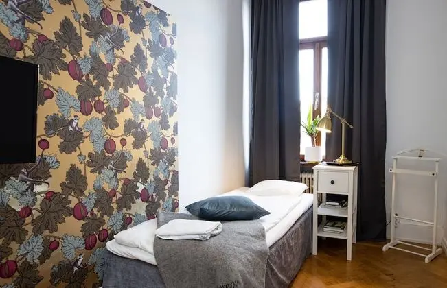 Tek Kişilik Oda, Ortak Banyo