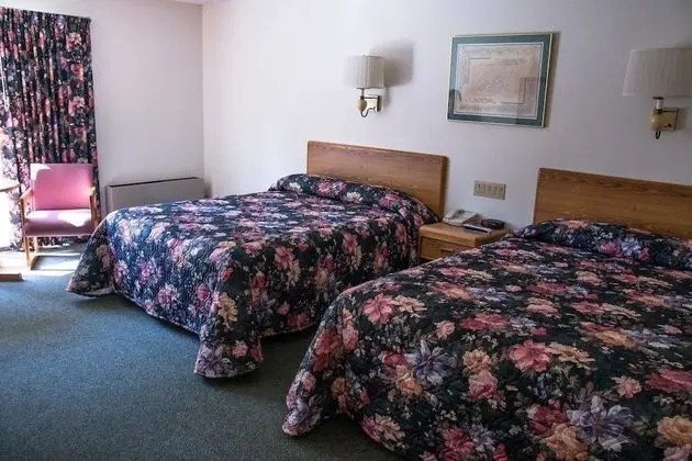 Deluxe Room, 2 Queen Beds (Front View)