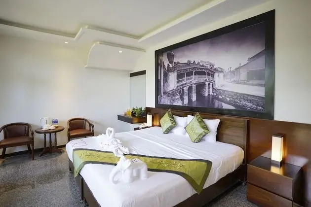 Deluxe Tek Büyük Yataklı Oda, Bahçe Manzaralı