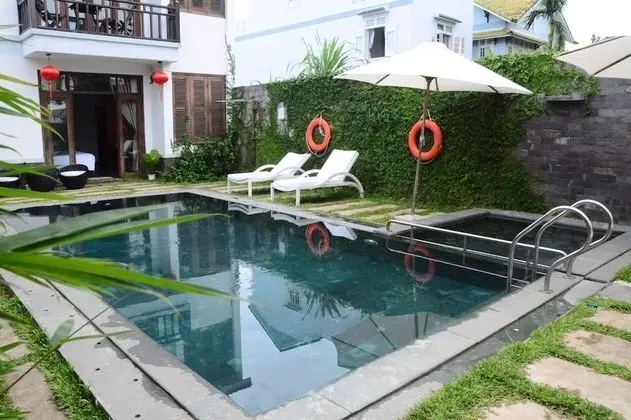 Luxury Süit, Havuz Manzaralı