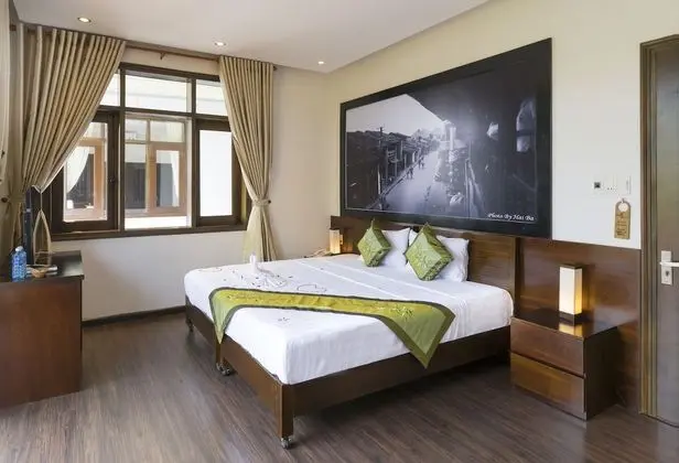 Superior Tek Büyük Yataklı Oda, Balkon, Bahçe Manzaralı