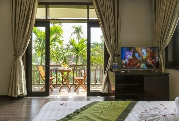Superior Tek Büyük Yataklı Oda, Balkon, Bahçe Manzaralı