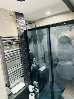 Superior Apart Daire, Özel Banyo (2A)