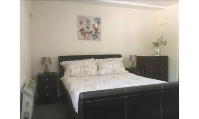 Tek Büyük Yataklı Oda