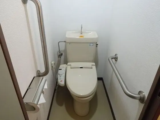 Traditional Oda (3 People with Bathroom Sink)