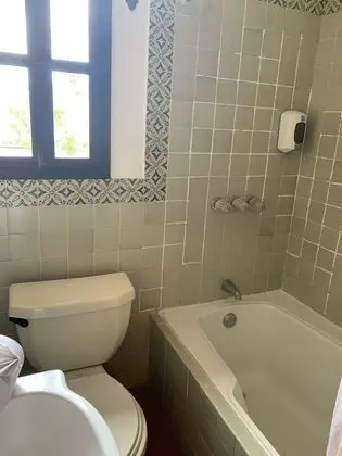 Basic Tek Büyük Yataklı Oda