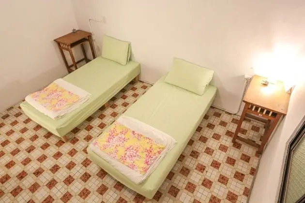 Basic Tek Büyük Yataklı Oda, Ortak Banyo