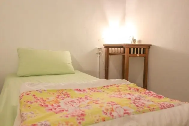 Basic Tek Büyük Yataklı Oda, Ortak Banyo