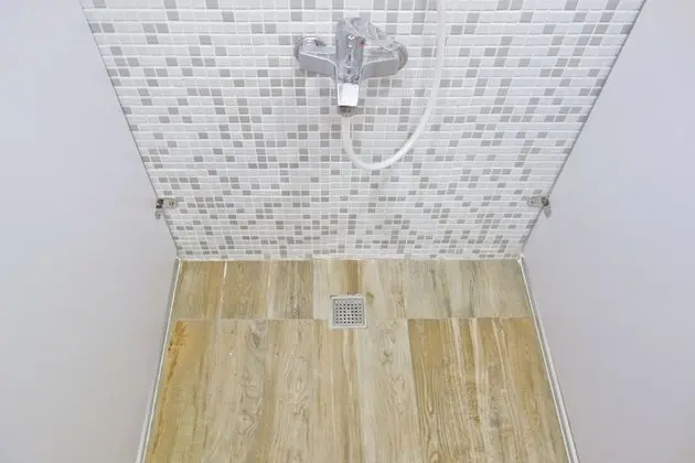 Ortak Ranzalı Oda, Ortak Banyo (FemaleDorm, available for 8 people)