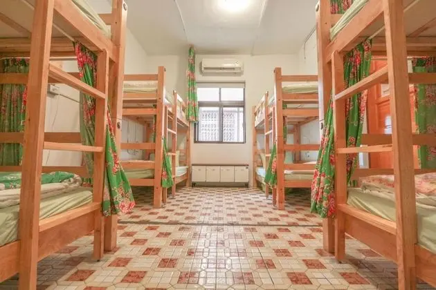 Ortak Ranzalı Oda, Ortak Banyo (MixDorm, available for 8 people)