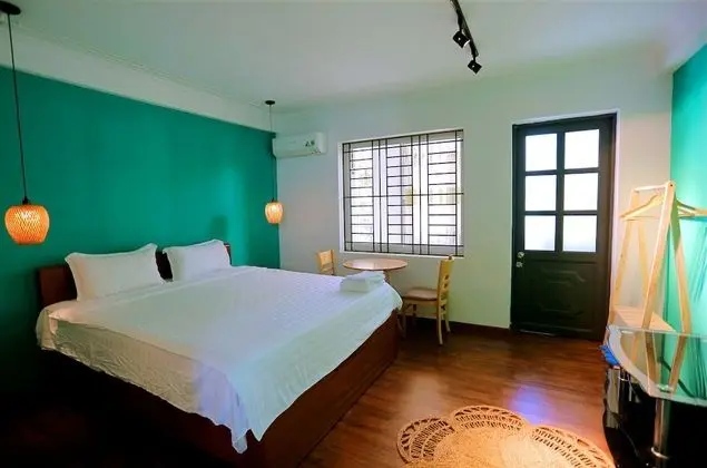 Tek Büyük Yataklı Oda, Balkon (03)