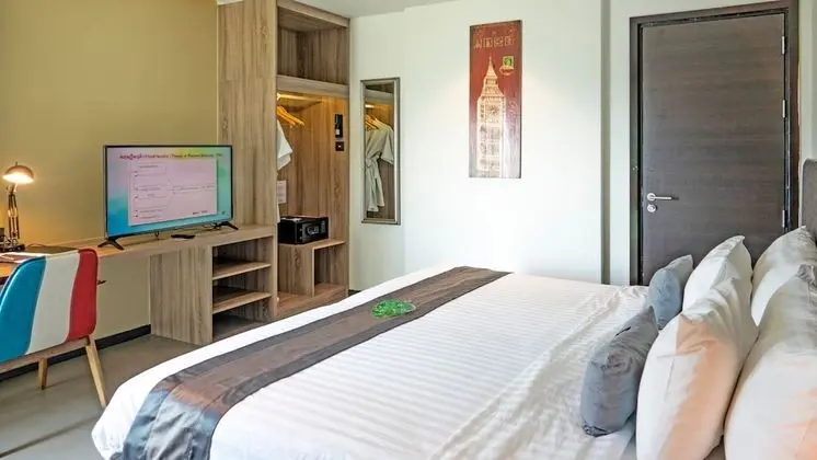 Deluxe Tek Büyük Yataklı Oda, 1 Çift Kişilik Yatak, Sigara İçilmez, Şehir Manzaralı