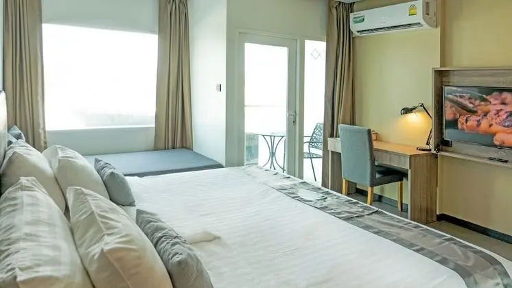 Superior Tek Büyük Yataklı Oda, 1 Çift Kişilik Yatak, Balkon, Şehir Manzaralı
