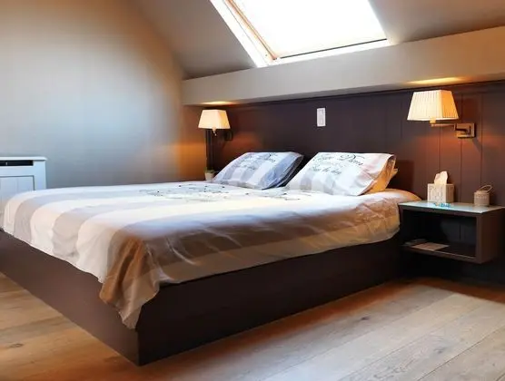 Comfort Tek Büyük Yataklı Oda