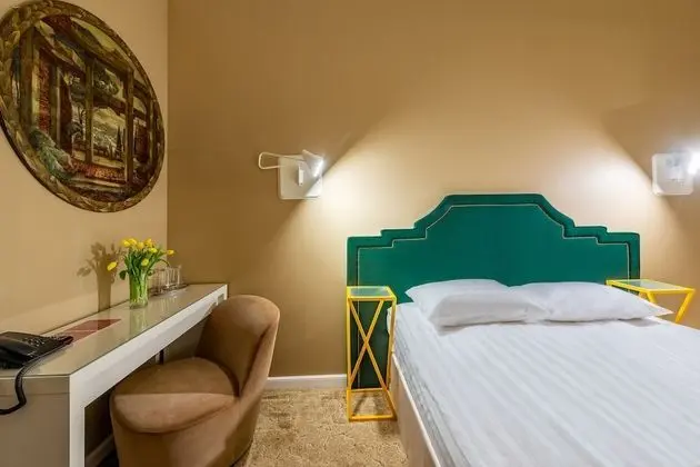 Standard Tek Büyük veya İki Ayrı Yataklı Oda