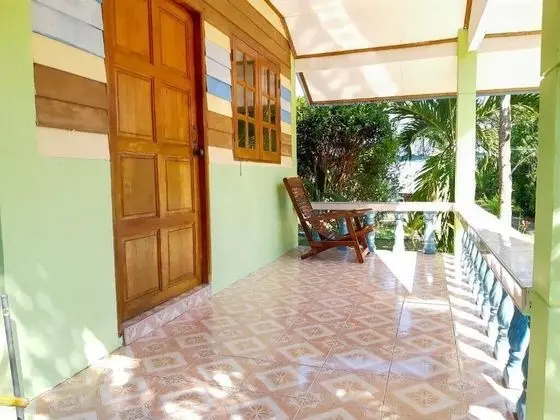 Bungalow with Garden View