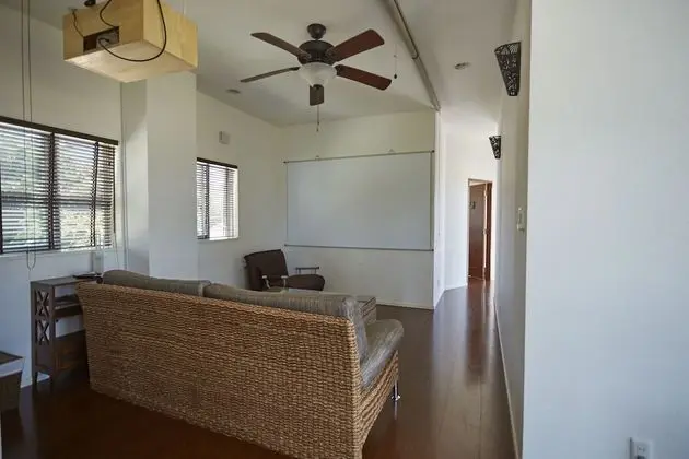 Ev (Made Ocean Front Private VacationHome)