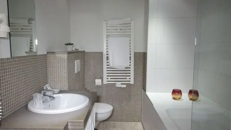 İki Ayrı Yataklı Oda, Şehir Manzaralı