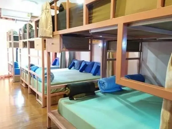 Ortak Ranzalı Oda, Karma Ranzalı Oda